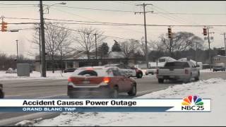 Snow leads to I-69 closure, crashes & power outages