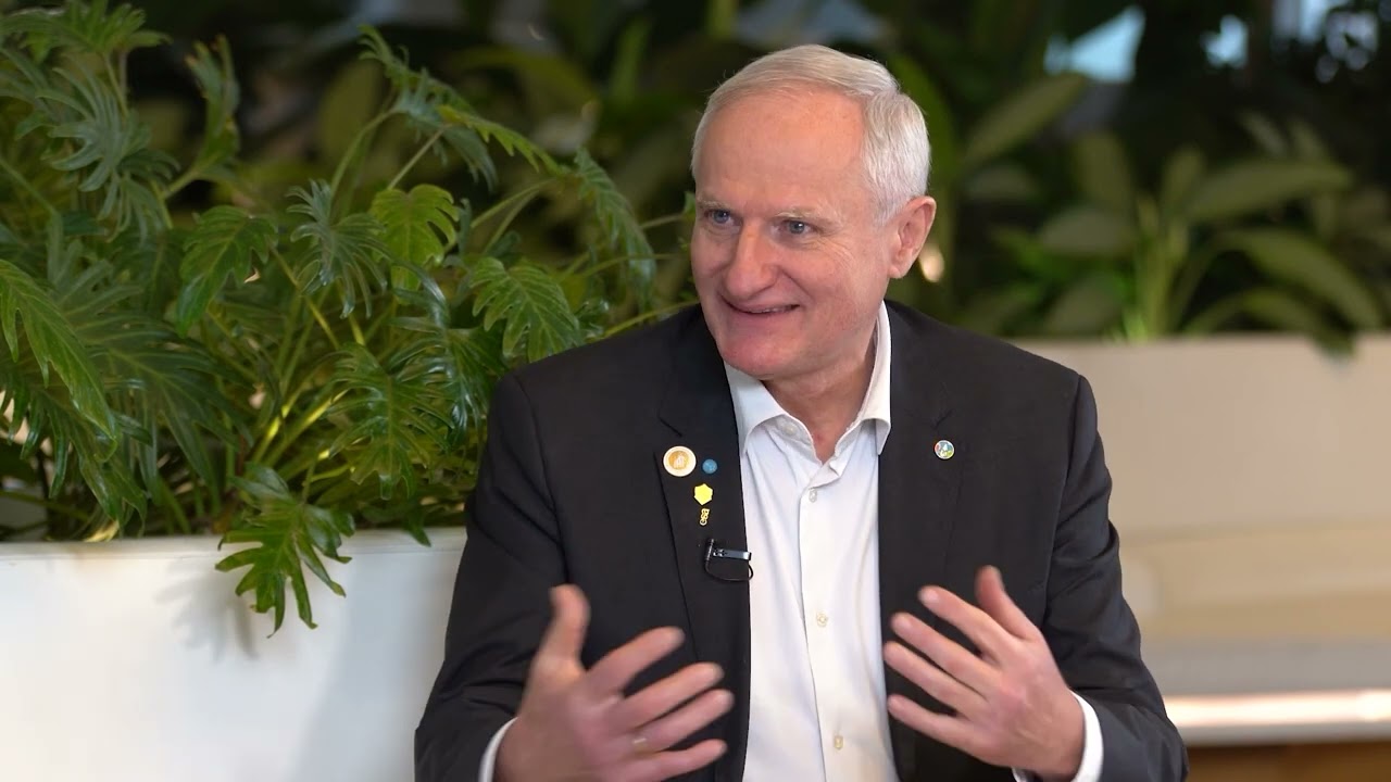 Candid talk between IAF and Azercosmos about the International Astronautical Congress