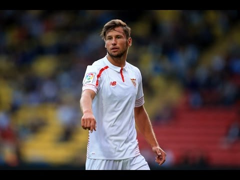 Grzegorz Krychowiak ● Sevilla FC ● Defensive midfielder Skills ● 2015/2016 HD