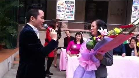 ca sĩ Tùng Dương về thăm trường Tiểu học Ngô Sĩ Liên