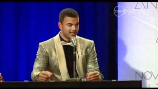 Media frenzy @ ARIAs 2011 for Guy Sebastian HIGHEST SELLING Award