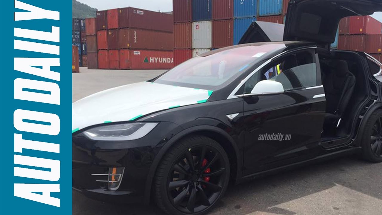 Autodaily.vn | Siêu SUV chạy điện Tesla Model X P100D đầu tiên về Việt Nam