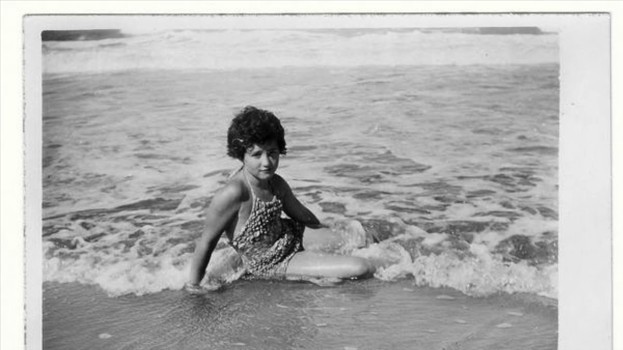 11-year-old Martha Argerich plays Mendelssohn: Caprice, Op. 33 No. 1