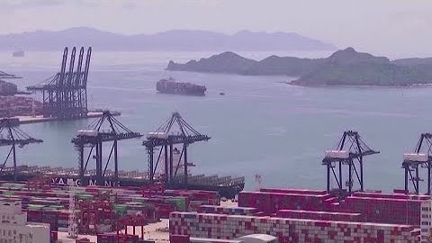 U.S. import prices rise solidly in March