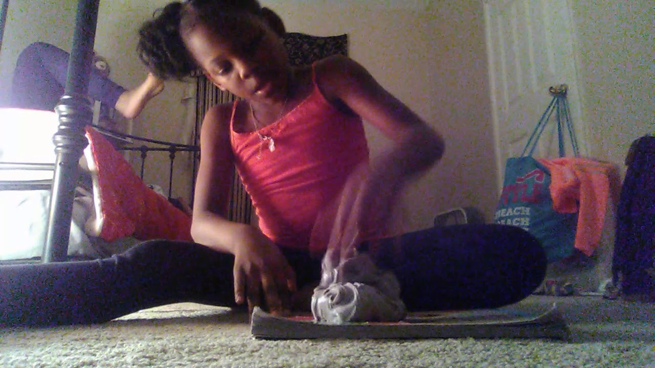 Contortion test/slime mixing With me - YouTube