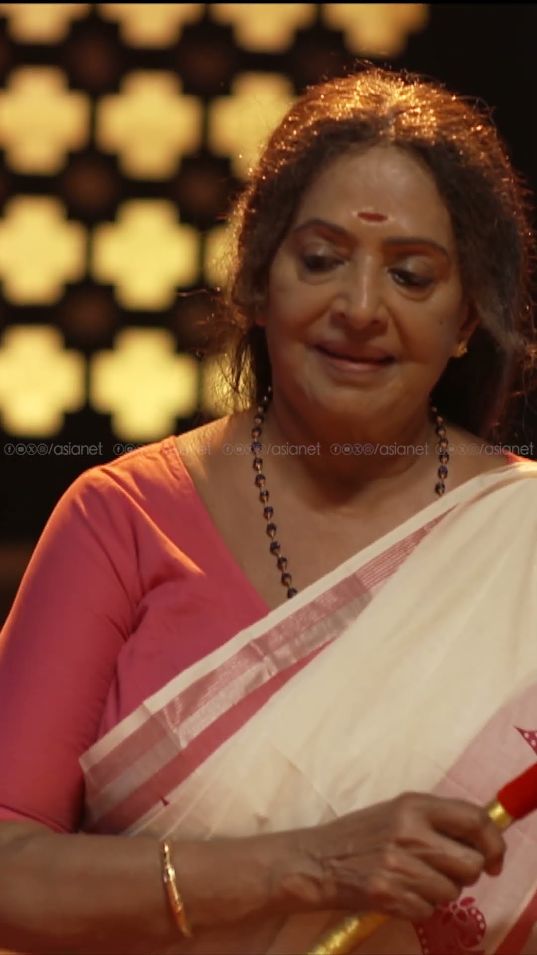 #Malikappuram  അയ്യപ്പനെ ഹരിവരാസനം പാടി ഉറക്കുന്നു