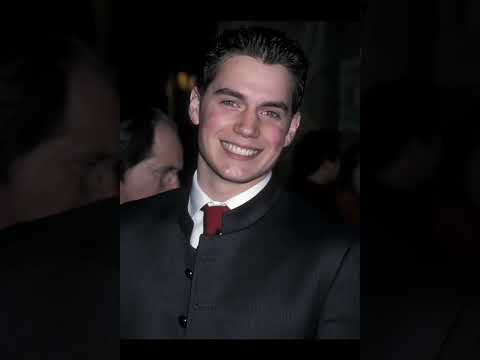 Henry Cavill Joven ❤