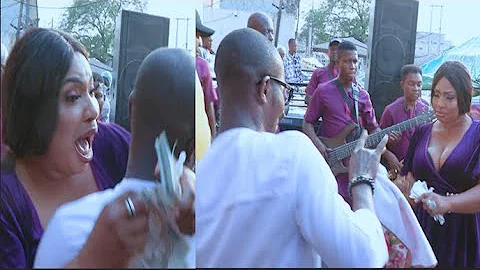 Kemi Afolabi Screamed When Actor Ijebu Hug & Challenge Her On The Dance Floor At Seyi Edun New Shop