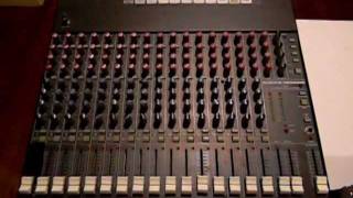 MACKIE 1604 Mixer Old & New Comparison