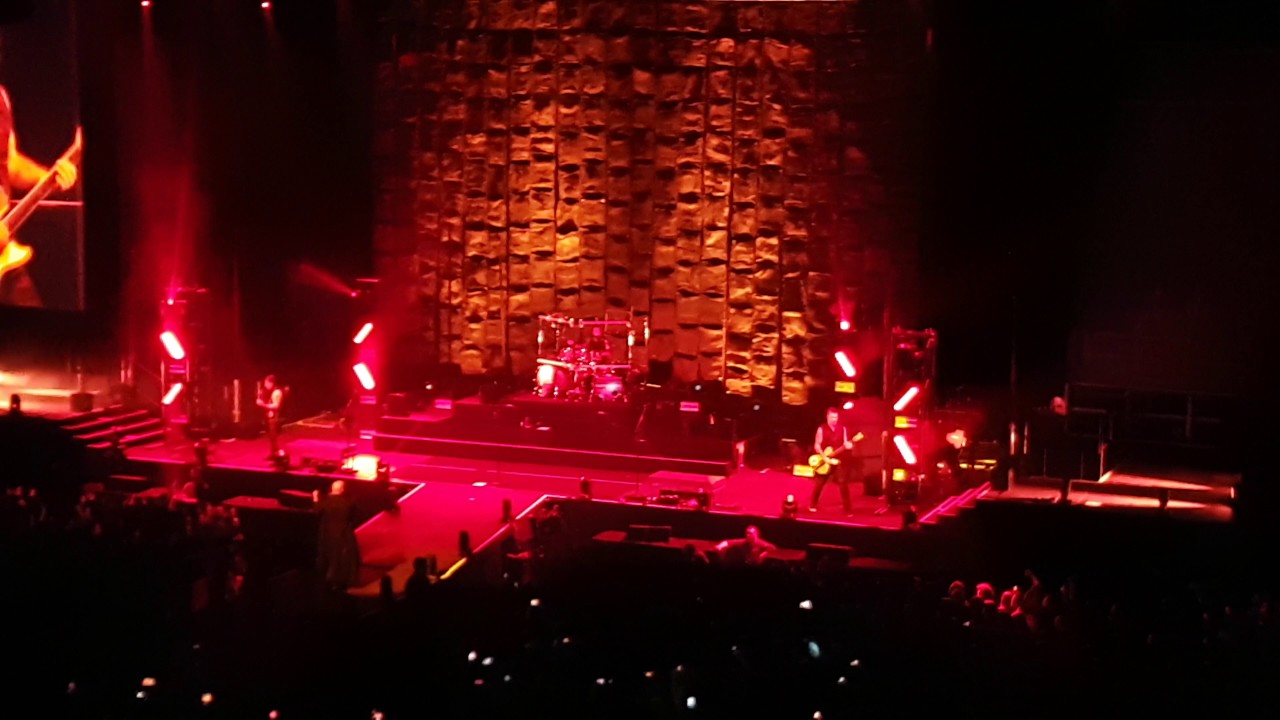 Disturbed - Prayer Live @ 3Arena Dublin 2017 [Full HD] - YouTube