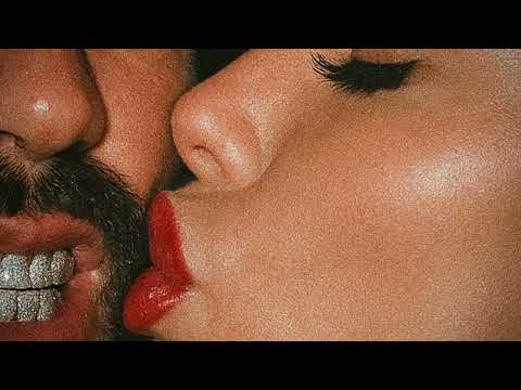 shamlo - lipstick on my grillz