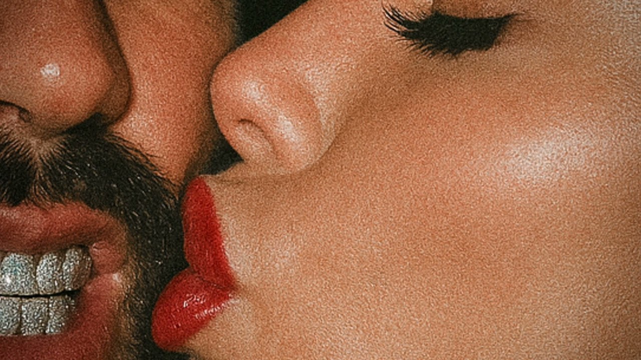 shamlo - lipstick on my grillz