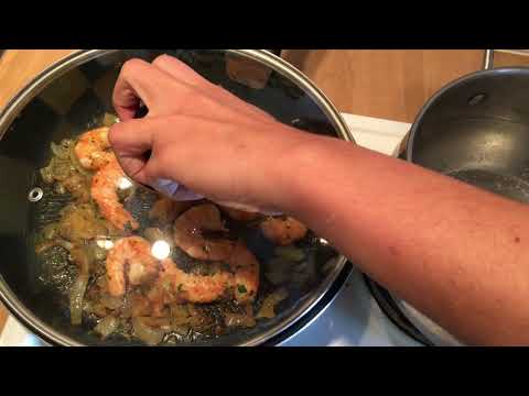 Vidéo: Comment Faire Des Pâtes Aux Crevettes Et Aux Pois Verts