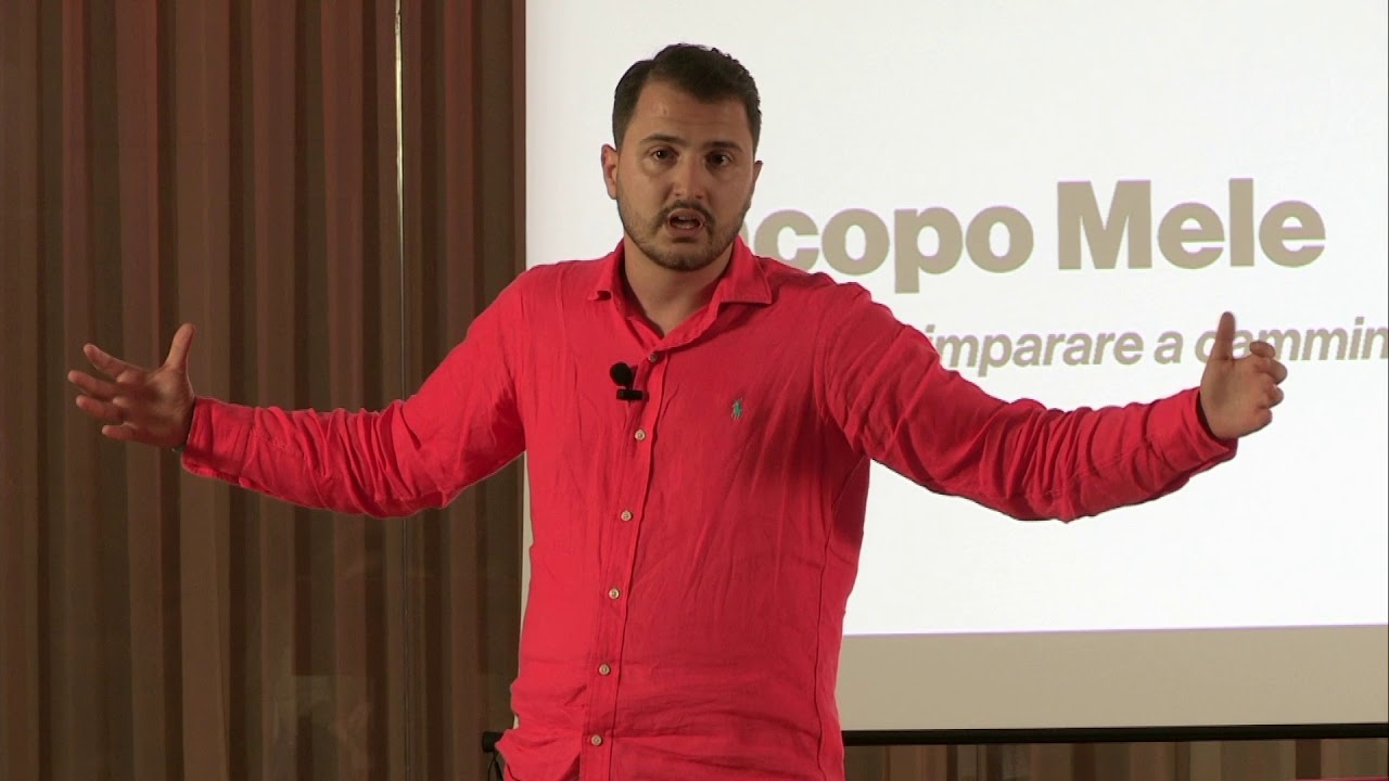 Perché devi imparare a camminare all’indietro | Jacopo Mele | TEDxSalerno
