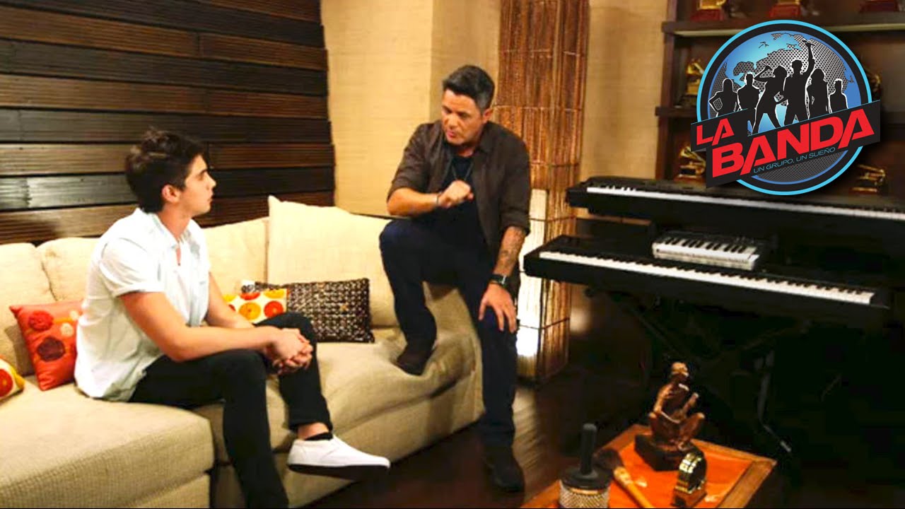 Alejandro Sanz Receives Johann Vera in His Studio