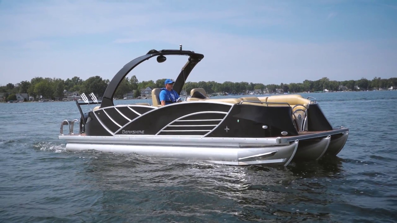 Pontoon &amp; Deckboat Magazine - 2017 Berkshire 25 SPORT RFX9 