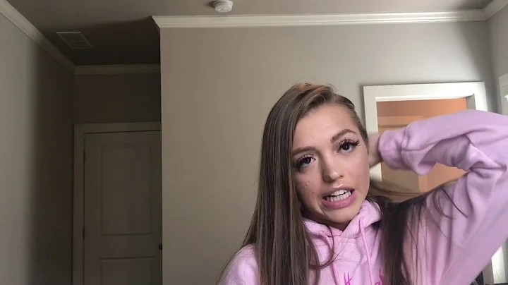 WOAHHVICKY EXPLAINS THAT SHE IS BLACK