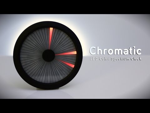 Video till Chromatic klocka visar tiden med färgspektrum