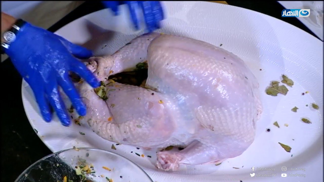 لقمة هنية | حلقة راس السنة مع احلي ديك رومي والشيف علاء الشربيني