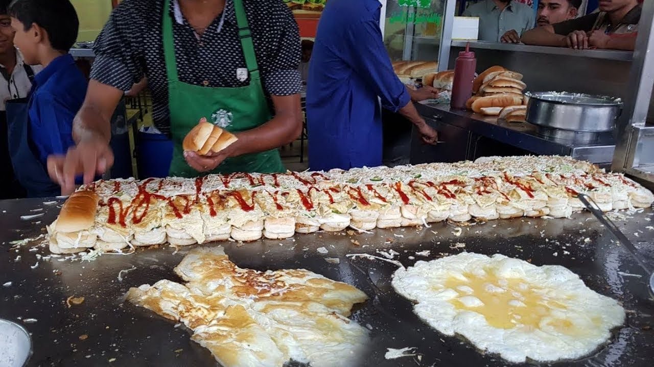 TRIPLE LAYERED 100+ EGG BURGERS | Fastest Making Skills of Street Food Bun kabab at Al Madina