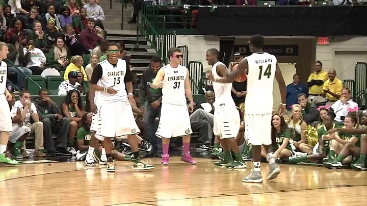 Charlotte 49ers Mens Basketball Shawn Lester Dunks...