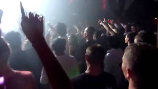 Unknown (Sander van Doorn @ Pacha 20090918)
