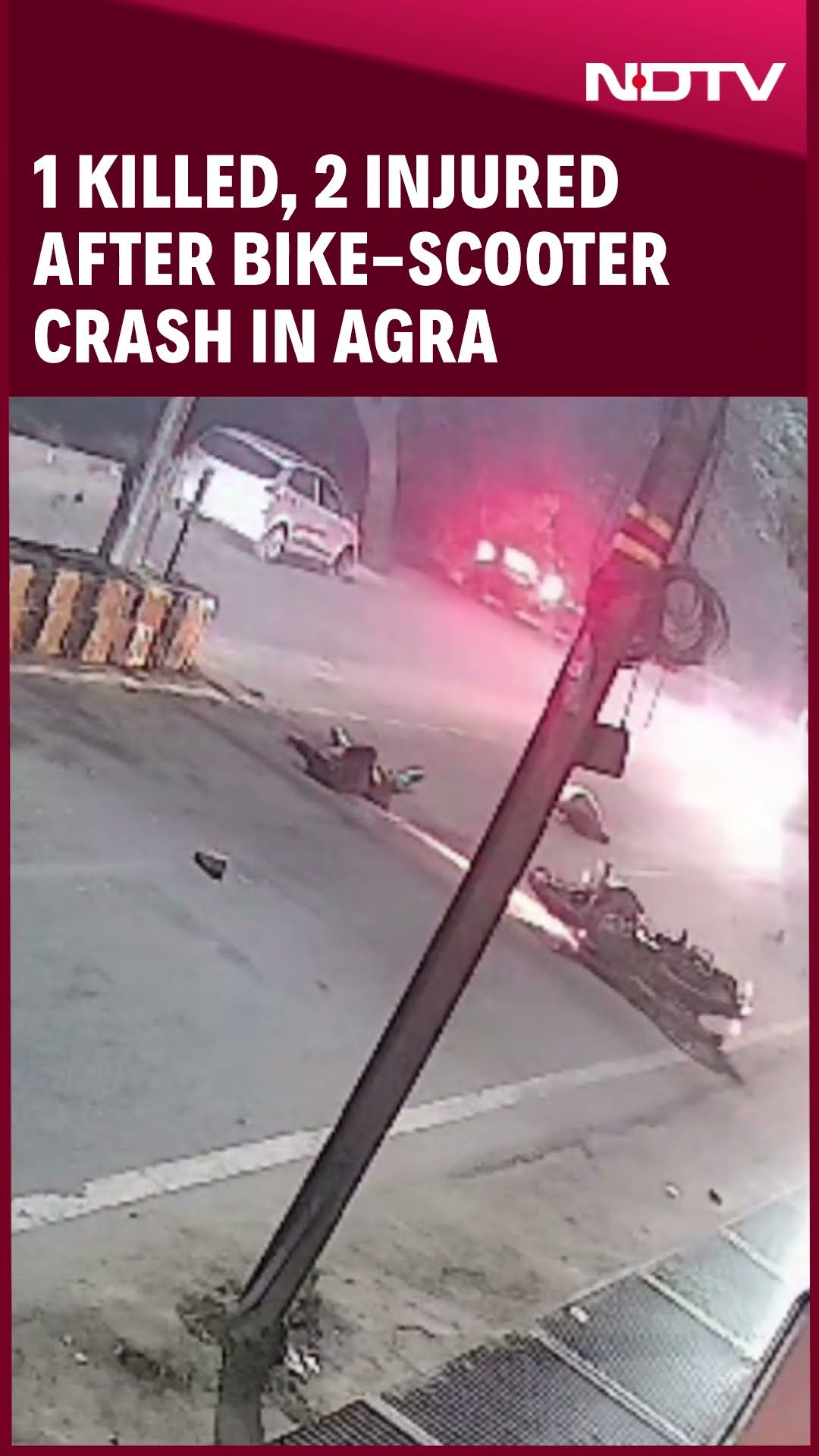 Agra Accident | 1 Killed, 2 Injured After Bike-Scooter Crash In Agra
