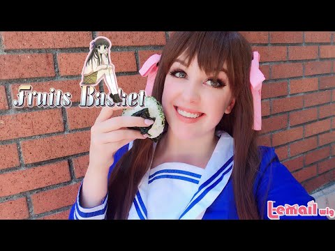 eating-onigiri-as-tohru-honda!-fruits-basket-cosplay
