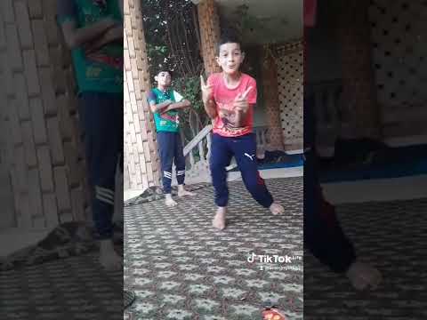 اثنين اخوات شقيه