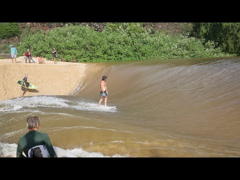 Mason Ho Surfing Very CRAZY Waimea River