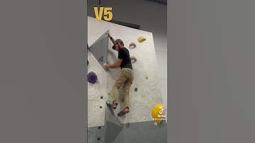 Improving My Beta On This V5 (6c) Boulder Problem
