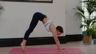 Yoga with Deliciously Ella | 10 Minute Morning Wiggle