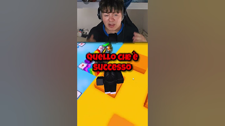 QUESTA RAGAZZA SPAVENTOSA DI ROBLOX VUOLE FARE UN APPUNTAMENTO CON ME!....(AIUTO!)