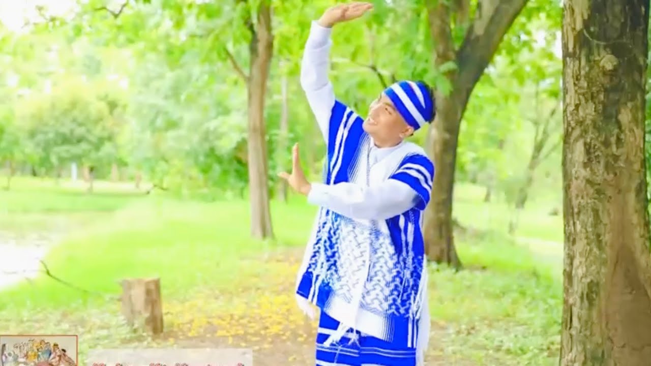 Karen traditional dance by Saw La Myo