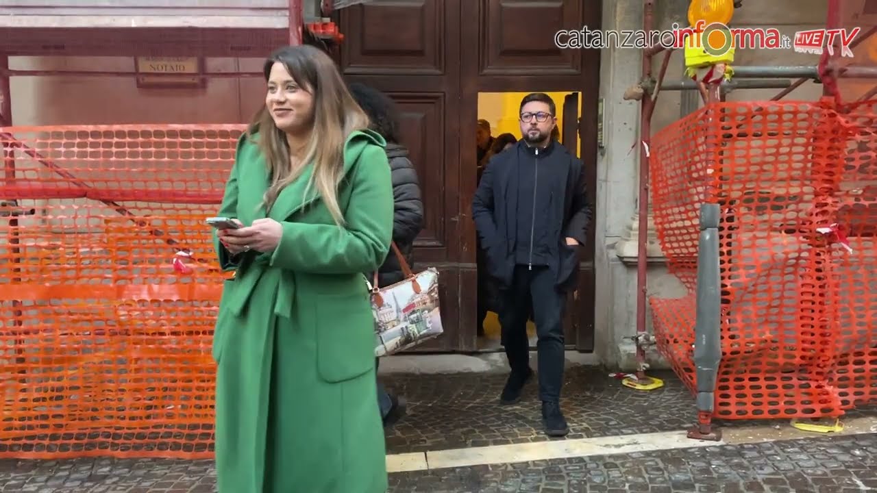 Catanzaro, 14 consiglieri firmano la sfiducia al sindaco Fiorita