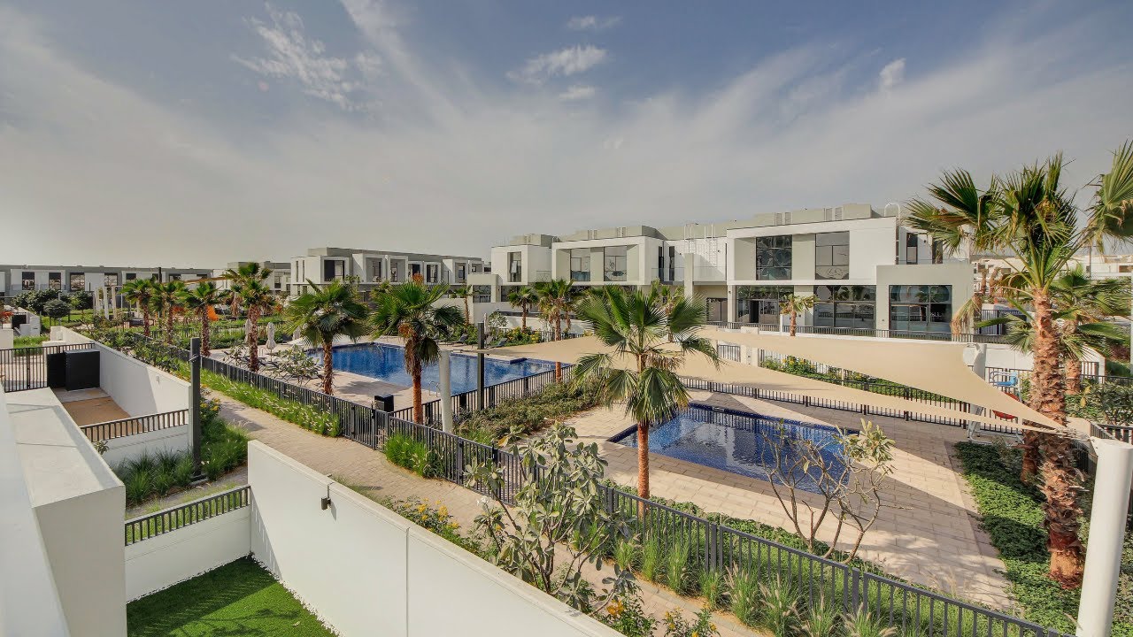 Modern 4-Bed Townhouse in Murooj Al Furjan, Dubai