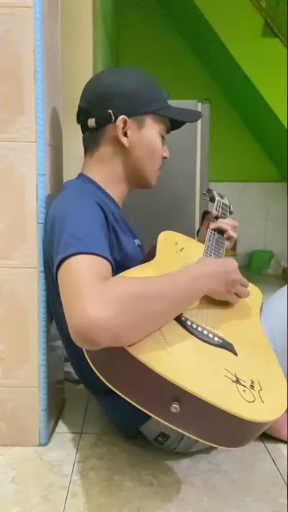 Nangis tak asowarah (Lagu Madura)