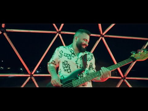       2022 أدونيس علمني