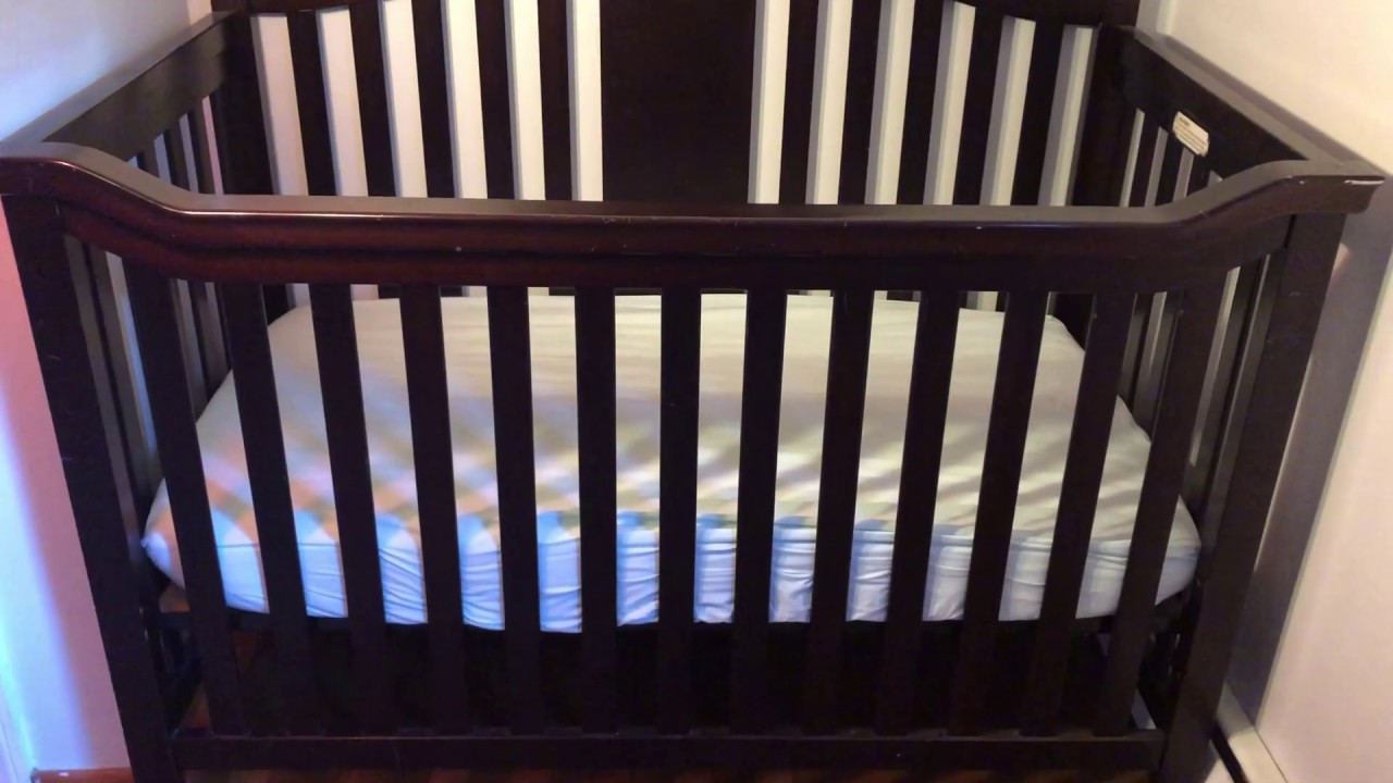 When to Lower Your Baby's Crib