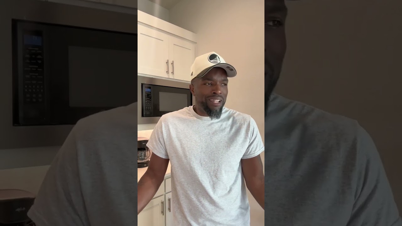 WHITE BOY RICK BUCKED THE CRIPS