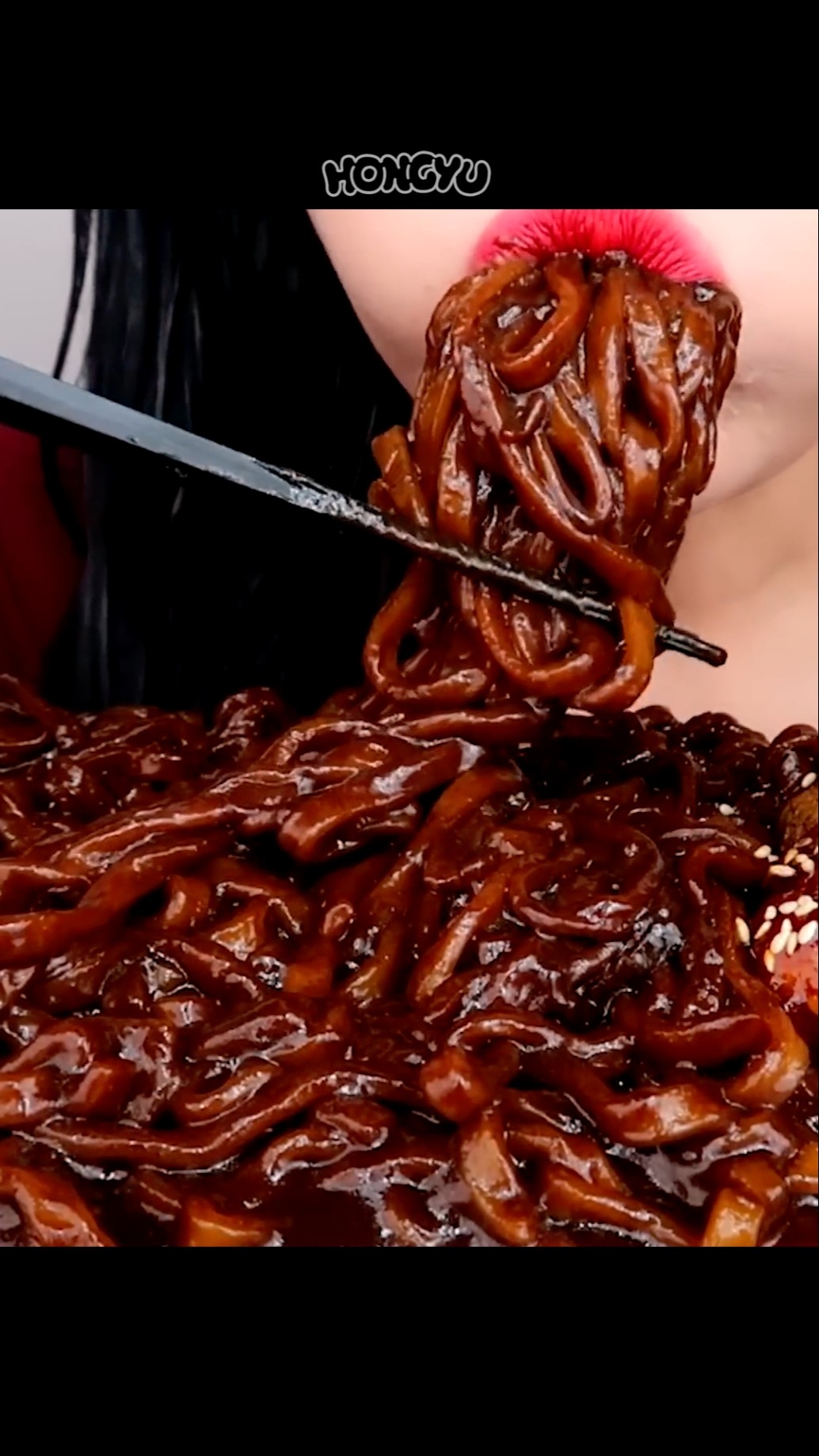 ASMR 짜장라면, 양념치킨 먹방 BLACK BEAN NOODLES, SPICY CHICKEN #shorts #mukbang #eating #satisfying