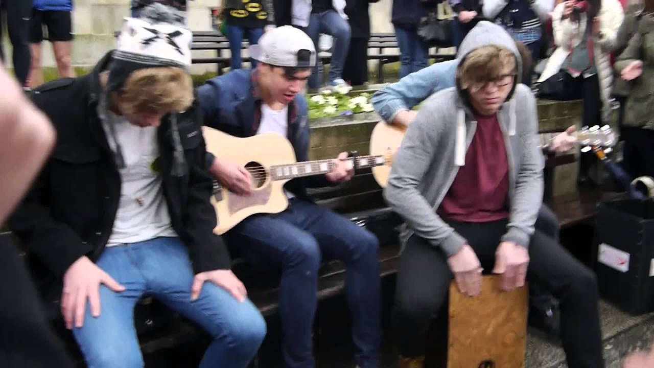 Year 3000 - 5 Seconds of Summer (London 10/02/13)