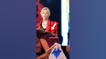 Felix was very worried when he saw one of the stay pass out🥹 #felix #straykids ©cloudbbok