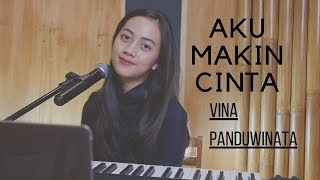 Vina Panduwinata - Aku Makin Cinta (Cover By Michela Thea)