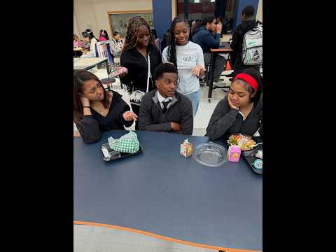 Hope & Faith want to diss Destiny! They ask 1 of the smart kids to record a diss song