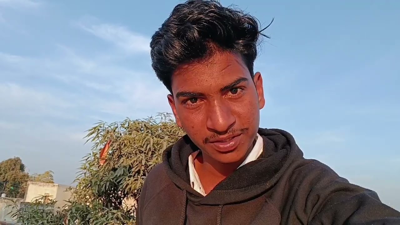 मकर संक्रांति के बाद भी पतंग उड़ते हैं ☢️