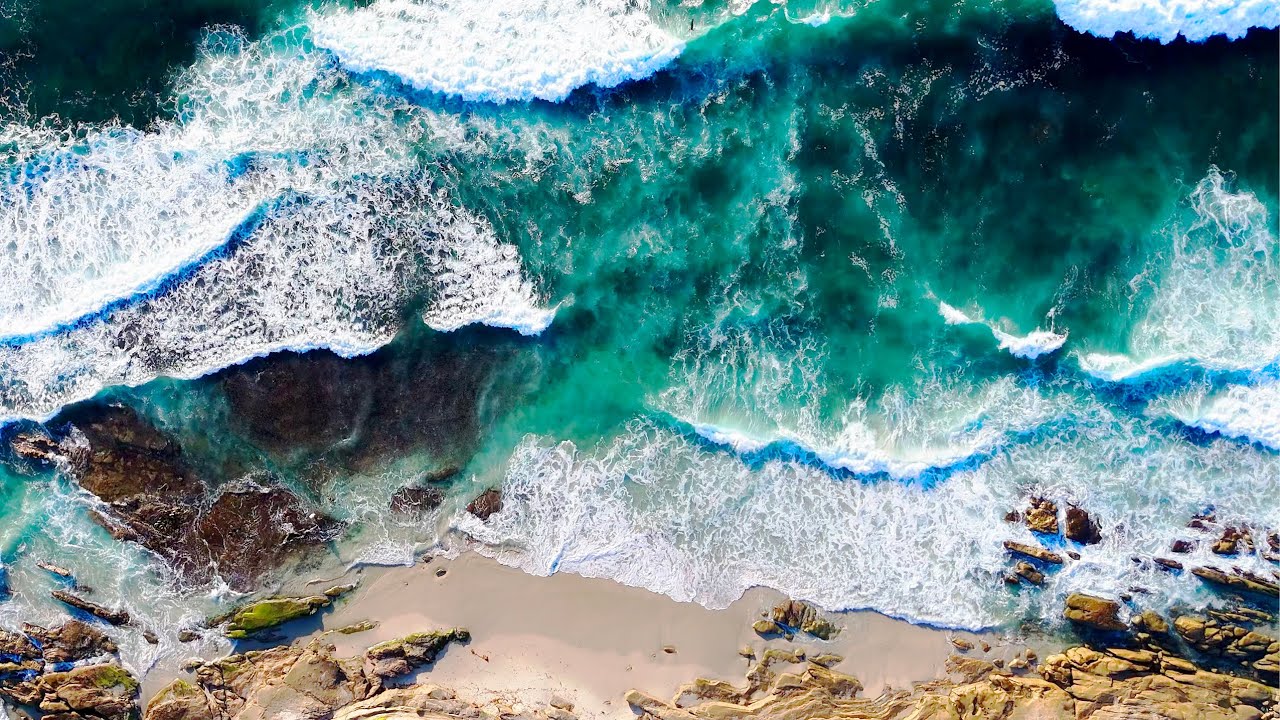 Focus Piano Music with Ocean | Minimal Distraction Soundscape - YouTube