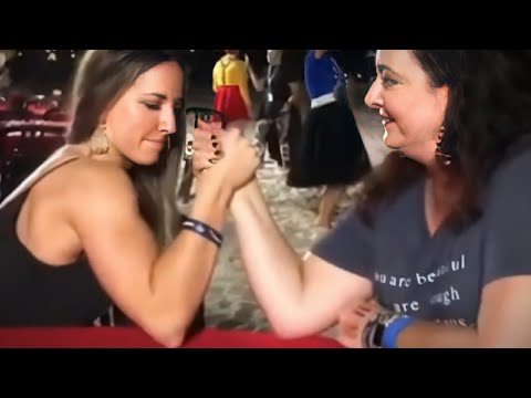 Arm Wrestling - Strong Ladies 💪