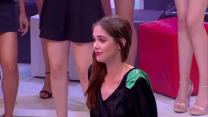 CM 3 26 17 Julia Wazlawick Bucket