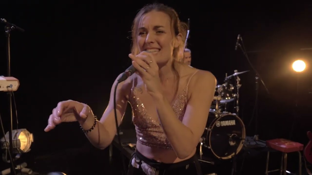 SUZIE - Flore de Faubourg (live session)